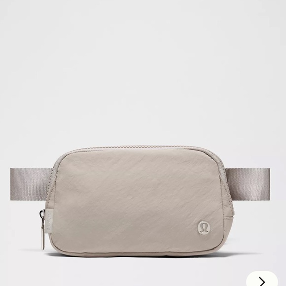 lululemon athletica Handbags - Lululemon Cream Bag